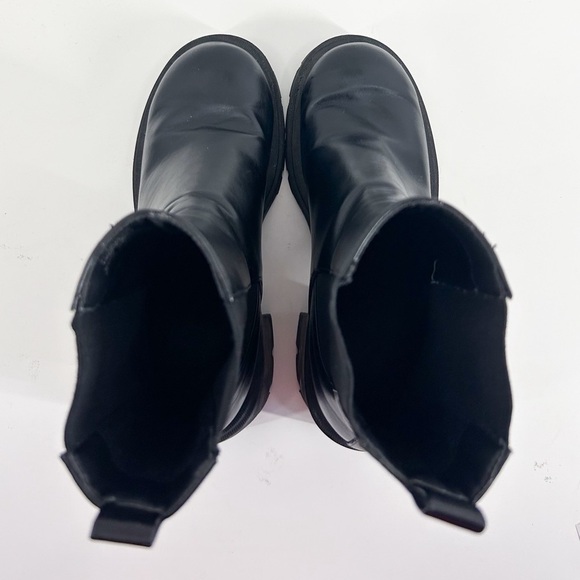 Zara Black Leather Chelsea Ankle Boots Track Sole Platform Size 8 - Picture 8 of 9
